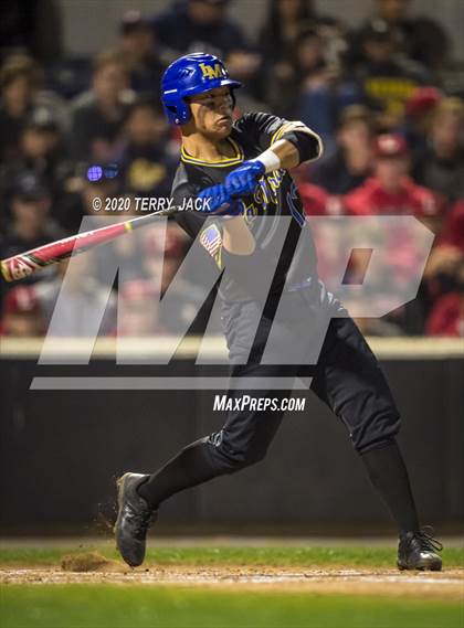 Thumbnail 2 in La Mirada vs. Orange Lutheran photogallery.