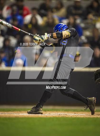 Thumbnail 3 in La Mirada vs. Orange Lutheran photogallery.