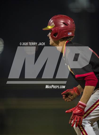 Thumbnail 2 in La Mirada vs. Orange Lutheran photogallery.