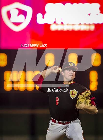 Thumbnail 3 in La Mirada vs. Orange Lutheran photogallery.
