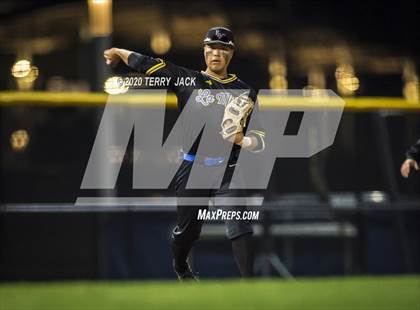 Thumbnail 1 in La Mirada vs. Orange Lutheran photogallery.