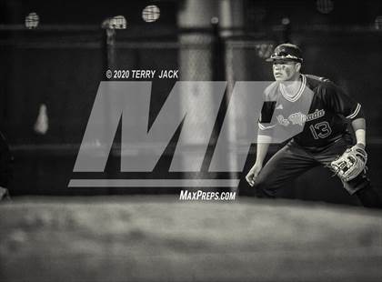 Thumbnail 3 in La Mirada vs. Orange Lutheran photogallery.