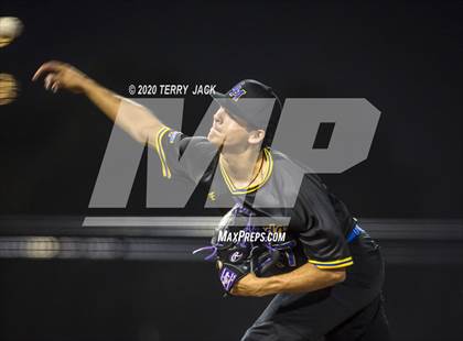 Thumbnail 1 in La Mirada vs. Orange Lutheran photogallery.