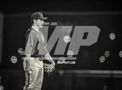 Thumbnail 3 in La Mirada vs. Orange Lutheran photogallery.