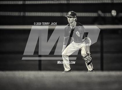 Thumbnail 2 in La Mirada vs. Orange Lutheran photogallery.