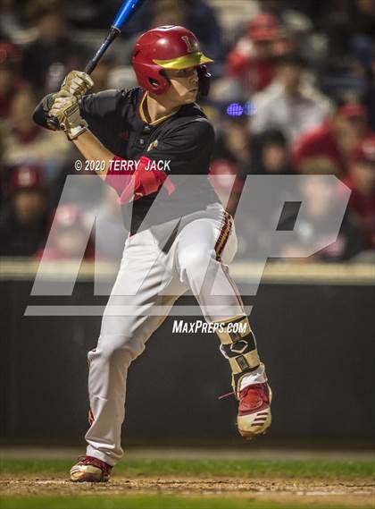 Thumbnail 3 in La Mirada vs. Orange Lutheran photogallery.