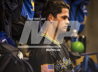 Thumbnail 2 in La Mirada vs. Orange Lutheran photogallery.