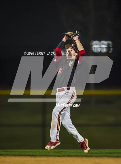 Thumbnail 2 in La Mirada vs. Orange Lutheran photogallery.