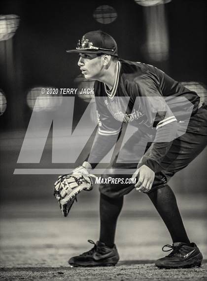 Thumbnail 2 in La Mirada vs. Orange Lutheran photogallery.