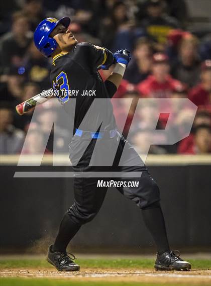 Thumbnail 2 in La Mirada vs. Orange Lutheran photogallery.