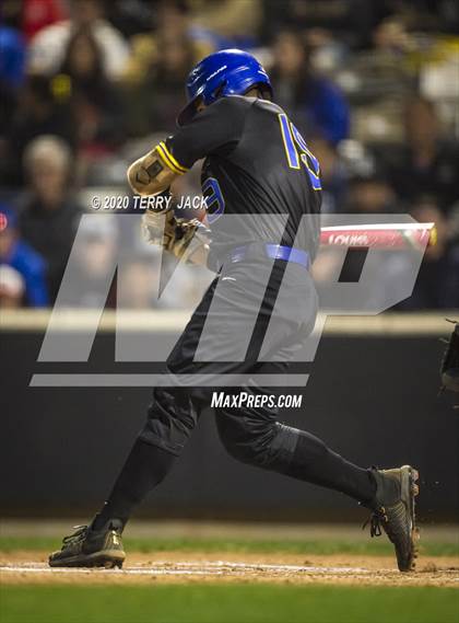 Thumbnail 1 in La Mirada vs. Orange Lutheran photogallery.