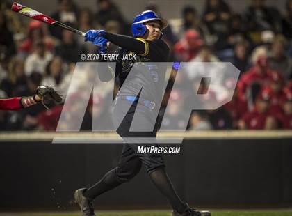 Thumbnail 1 in La Mirada vs. Orange Lutheran photogallery.