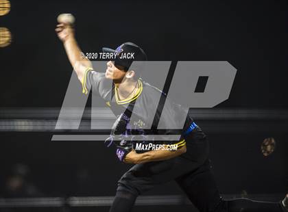 Thumbnail 3 in La Mirada vs. Orange Lutheran photogallery.
