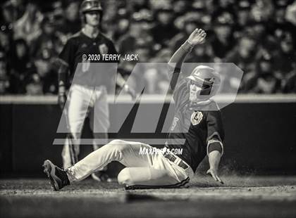 Thumbnail 2 in La Mirada vs. Orange Lutheran photogallery.