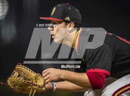 Thumbnail 2 in La Mirada vs. Orange Lutheran photogallery.