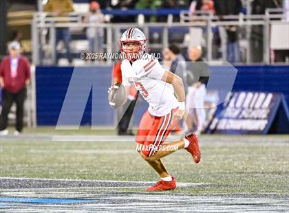 Thumbnail 1 in Lake Mary vs. Vero Beach (FHSAA 7A State Final) photogallery.
