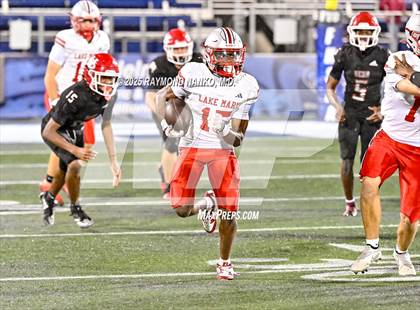 Thumbnail 3 in Lake Mary vs. Vero Beach (FHSAA 7A State Final) photogallery.