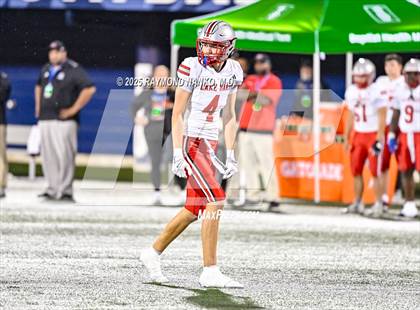 Thumbnail 1 in Lake Mary vs. Vero Beach (FHSAA 7A State Final) photogallery.