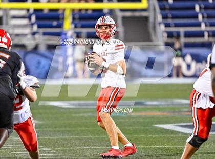 Thumbnail 3 in Lake Mary vs. Vero Beach (FHSAA 7A State Final) photogallery.