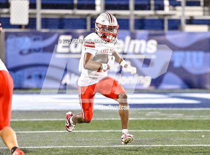 Thumbnail 1 in Lake Mary vs. Vero Beach (FHSAA 7A State Final) photogallery.