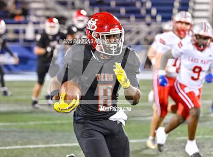 Thumbnail 3 in Lake Mary vs. Vero Beach (FHSAA 7A State Final) photogallery.