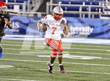 Thumbnail 1 in Lake Mary vs. Vero Beach (FHSAA 7A State Final) photogallery.