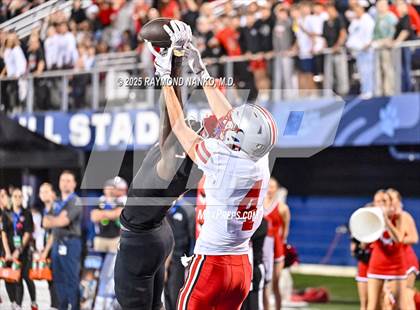 Thumbnail 3 in Lake Mary vs. Vero Beach (FHSAA 7A State Final) photogallery.