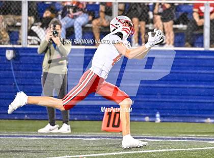 Thumbnail 3 in Lake Mary vs. Vero Beach (FHSAA 7A State Final) photogallery.
