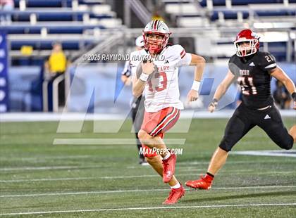Thumbnail 2 in Lake Mary vs. Vero Beach (FHSAA 7A State Final) photogallery.