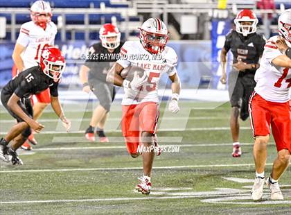Thumbnail 2 in Lake Mary vs. Vero Beach (FHSAA 7A State Final) photogallery.