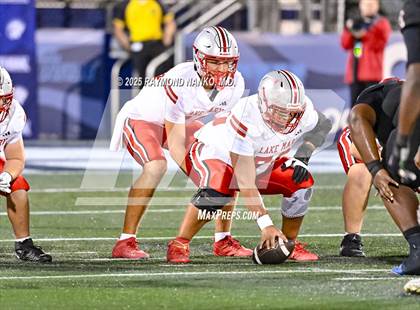 Thumbnail 2 in Lake Mary vs. Vero Beach (FHSAA 7A State Final) photogallery.