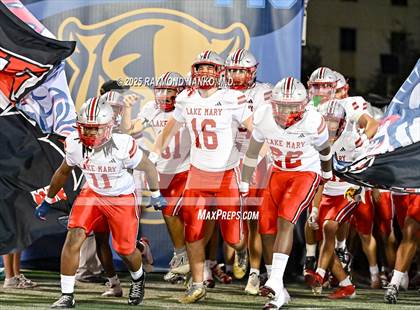 Thumbnail 2 in Lake Mary vs. Vero Beach (FHSAA 7A State Final) photogallery.