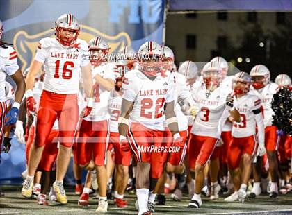 Thumbnail 2 in Lake Mary vs. Vero Beach (FHSAA 7A State Final) photogallery.