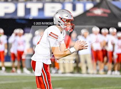 Thumbnail 1 in Lake Mary vs. Vero Beach (FHSAA 7A State Final) photogallery.