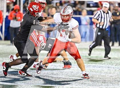 Thumbnail 2 in Lake Mary vs. Vero Beach (FHSAA 7A State Final) photogallery.