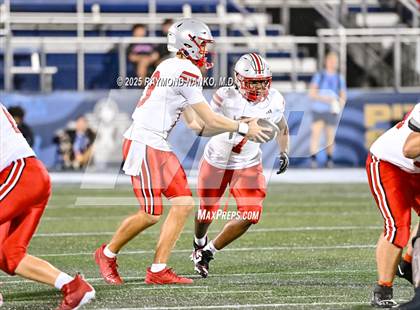 Thumbnail 2 in Lake Mary vs. Vero Beach (FHSAA 7A State Final) photogallery.