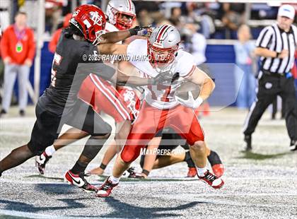 Thumbnail 1 in Lake Mary vs. Vero Beach (FHSAA 7A State Final) photogallery.