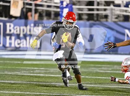 Thumbnail 1 in Lake Mary vs. Vero Beach (FHSAA 7A State Final) photogallery.