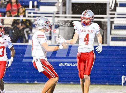 Thumbnail 1 in Lake Mary vs. Vero Beach (FHSAA 7A State Final) photogallery.