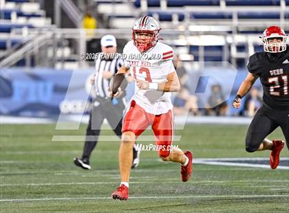 Thumbnail 3 in Lake Mary vs. Vero Beach (FHSAA 7A State Final) photogallery.
