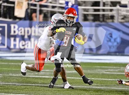 Thumbnail 3 in Lake Mary vs. Vero Beach (FHSAA 7A State Final) photogallery.