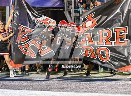 Thumbnail 2 in Lake Mary vs. Vero Beach (FHSAA 7A State Final) photogallery.