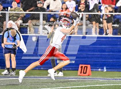 Thumbnail 2 in Lake Mary vs. Vero Beach (FHSAA 7A State Final) photogallery.