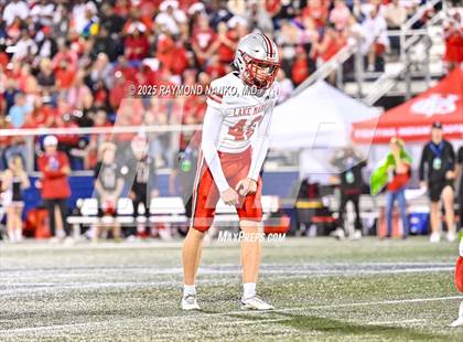 Thumbnail 1 in Lake Mary vs. Vero Beach (FHSAA 7A State Final) photogallery.