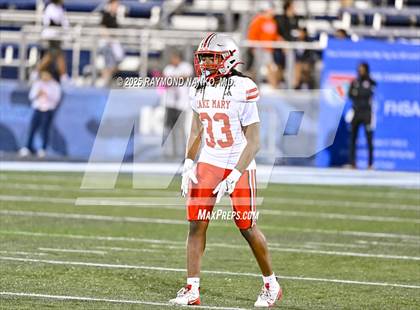 Thumbnail 2 in Lake Mary vs. Vero Beach (FHSAA 7A State Final) photogallery.