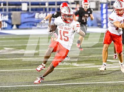 Thumbnail 2 in Lake Mary vs. Vero Beach (FHSAA 7A State Final) photogallery.