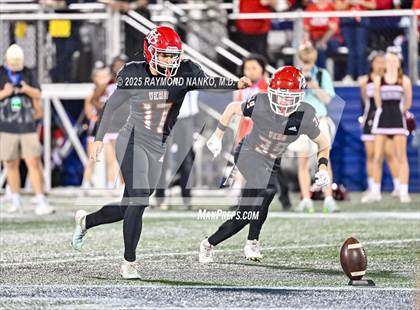 Thumbnail 1 in Lake Mary vs. Vero Beach (FHSAA 7A State Final) photogallery.
