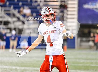 Thumbnail 1 in Lake Mary vs. Vero Beach (FHSAA 7A State Final) photogallery.
