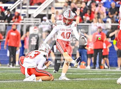Thumbnail 2 in Lake Mary vs. Vero Beach (FHSAA 7A State Final) photogallery.