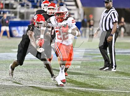 Thumbnail 3 in Lake Mary vs. Vero Beach (FHSAA 7A State Final) photogallery.